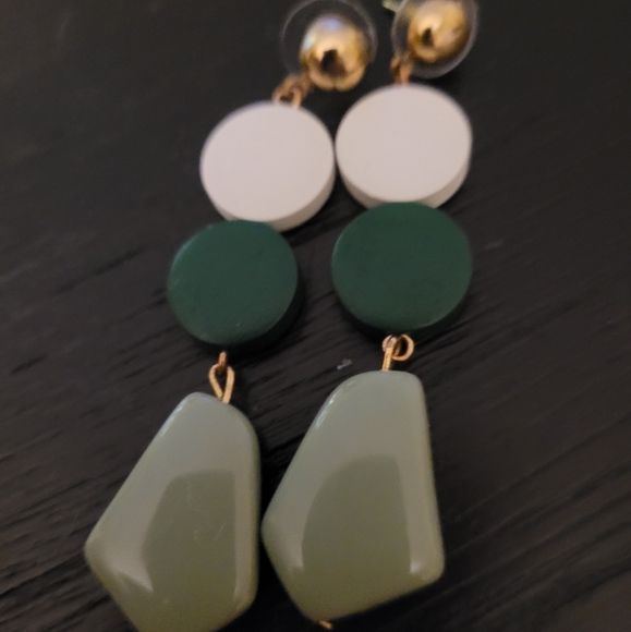 Approx 3 " long earrings - Picture 2 of 3